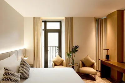 Habitación Superior King — REY Hotel Hanoi